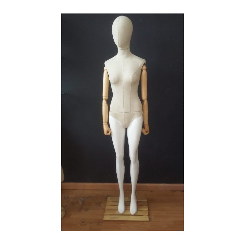 Maniquí de mujer en blanco y tela con brazos articulados de madera